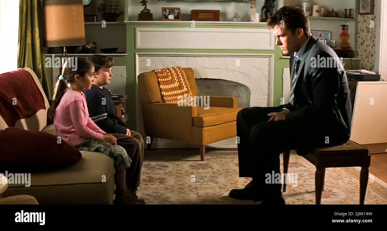 ÉTATSUNIS. Ben Affleck et Raquel Castro dans une scène du film (C