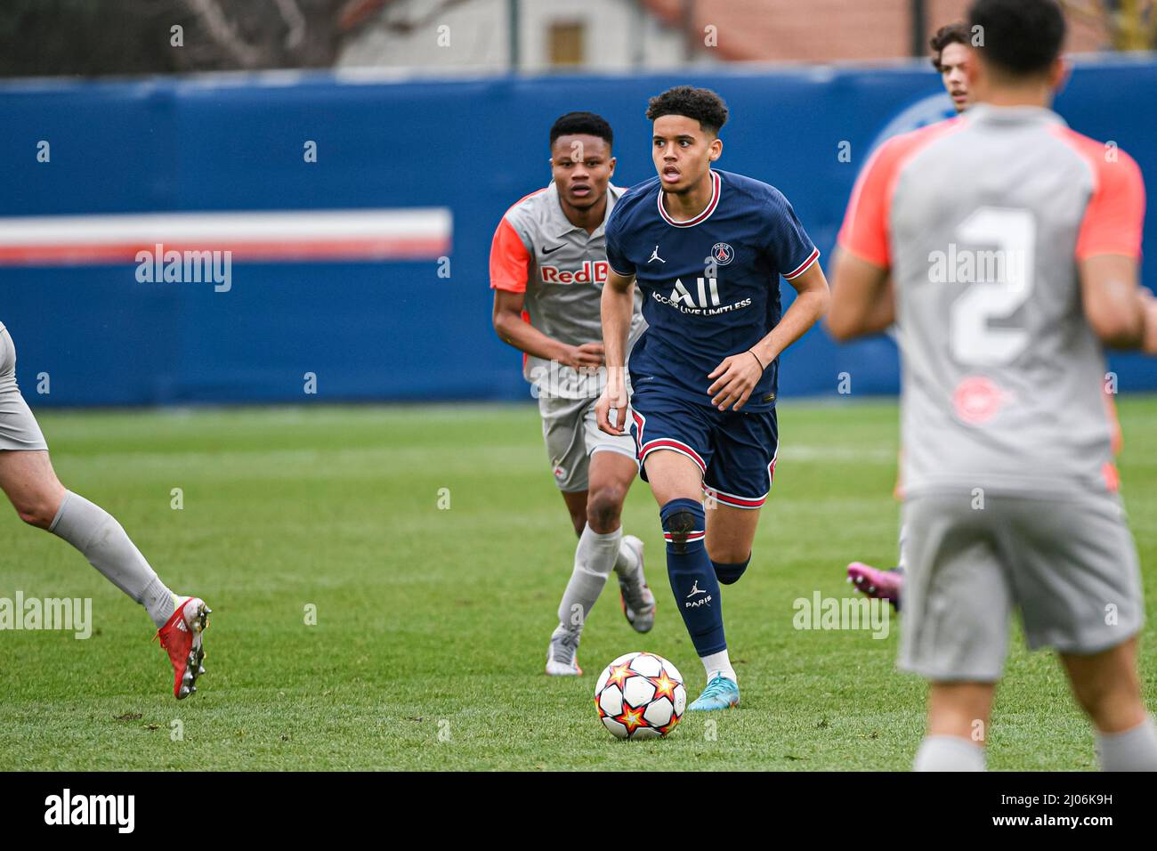 Daouda Weidmann de PSG lors de la Ligue de la Jeunesse de l'UEFA (U19), quart de finale du match de football entre Paris Saint-Germain (PSG) et RB Salzburg (FC) le 16 mars 2022 au stade Georges Lefevre à Saint-Germain-en-Laye, France - photo Victor Joly / DPPI Banque D'Images