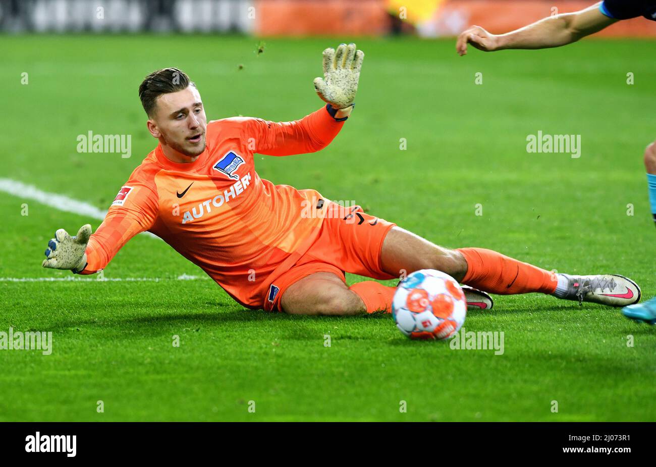 Bundesliga, Borussia Park Mönchengladbach: Borussia Mönchengladbach vs Hertha BSC Berlin; Marcel Lotka Banque D'Images