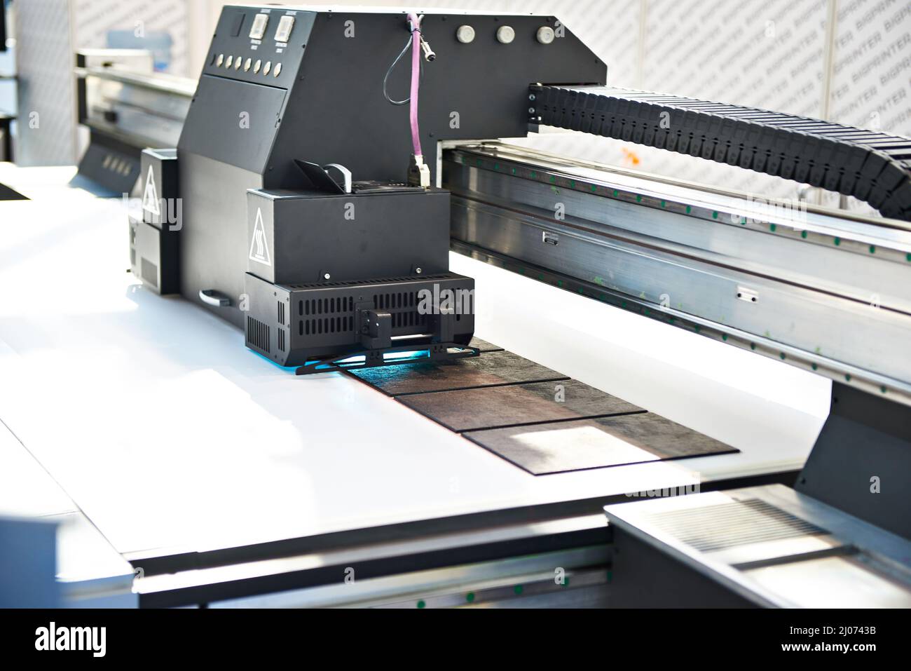 Imprimante UV grand format moderne Banque D'Images