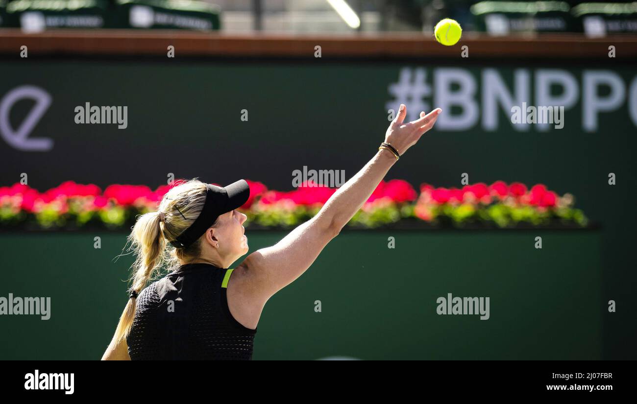 Angelique Curber d'Allemagne en action contre IGA Swiatek de Pologne lors du quatrième tour du tournoi de tennis BNP Paribas Open, WTA 1000 de 2022, le 15 mars 2022 à Indian Wells tennis Garden à Indian Wells, Etats-Unis - photo: Rob Prange/DPPI/LiveMedia Banque D'Images