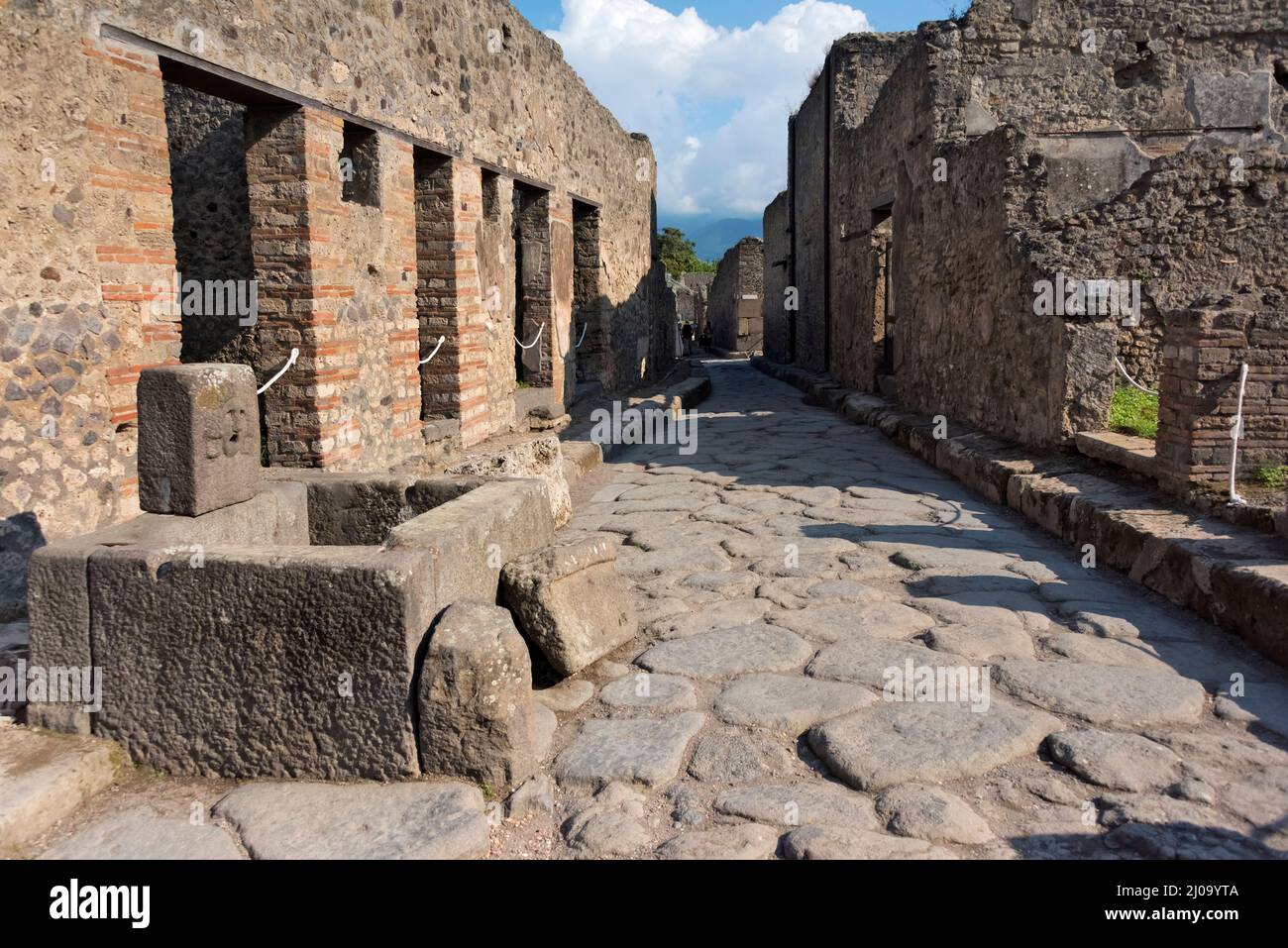 Ruines de Pompéi, puits, site classé au patrimoine mondial de l'UNESCO, province de Naples, région de Campanie, Italie Banque D'Images
