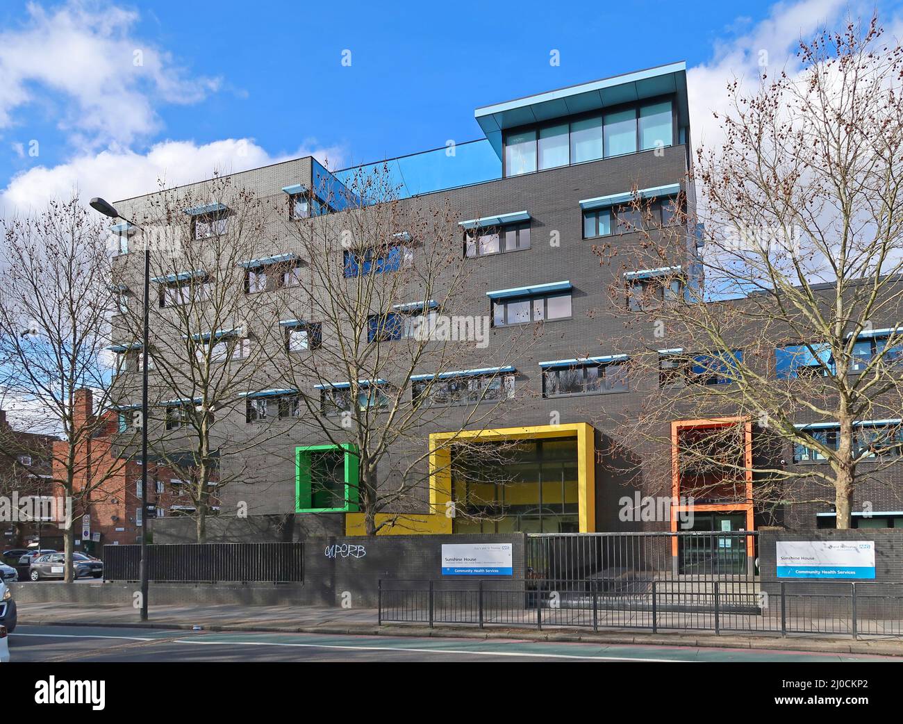 Sunshine House, centre de développement pour enfants sur Peckham Road, Camberwell, Londres. Établissement de santé communautaire conçu par Allford Hall Monaghan Morris. Banque D'Images