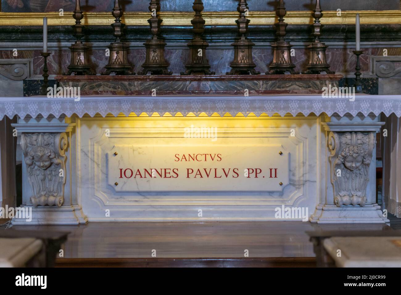 La tombe du Pape Jean-Paul II, Basilique Saint-Pierre, Vatican, Italie  Photo Stock - Alamy