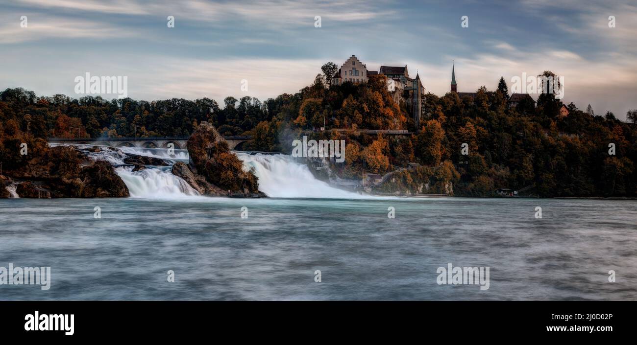 Chutes du Rhin - Schaffhausen. Banque D'Images