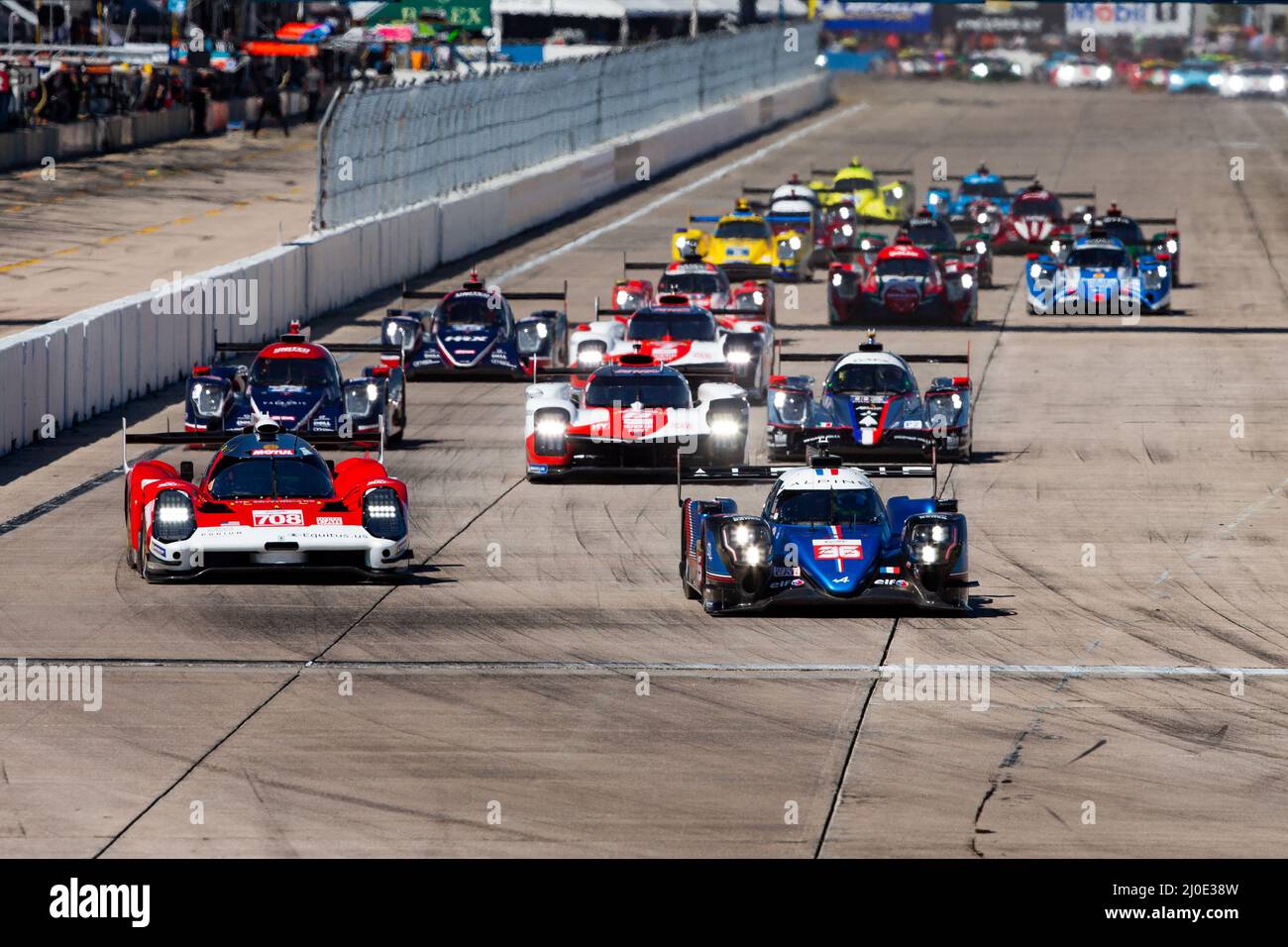 Sebring, États-Unis. 18th mars 2022. Commencez pendant les 1000 miles de Sebring, 1st tour du Championnat du monde d'endurance 2022 de la FIA sur le circuit international de Sebring du 16 au 18 mars, à Sebring, Floride, États-Unis d'Amérique - photo: Joao Filipe/DPPI/LiveMedia crédit: Independent photo Agency/Alay Live News Banque D'Images