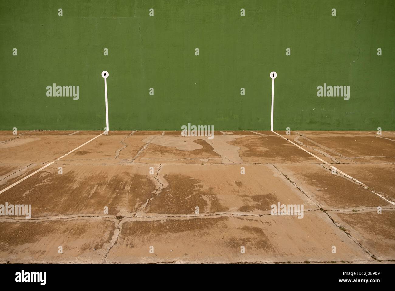 Old Fronton court Espagnol sport populaire similaire au squash Banque D'Images