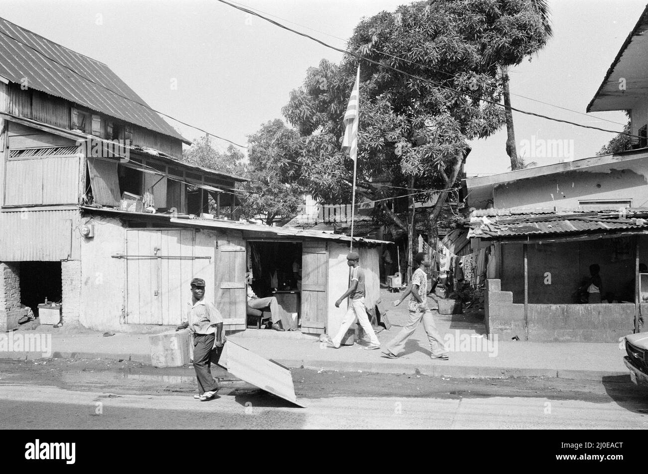 Monrovia, Libéria, Afrique de l'Ouest. Publié le 13th avril 1980. Une fonction de John Smith Sunday People. Banque D'Images