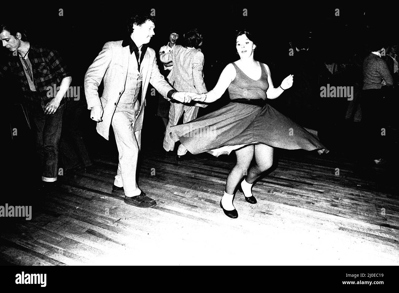 Danseuses Rock and Roll en dansant sur la piste de danse lors d'un concert Jerry Lee Lewis à la salle de bal Mayfair le 14th février 1980 Banque D'Images