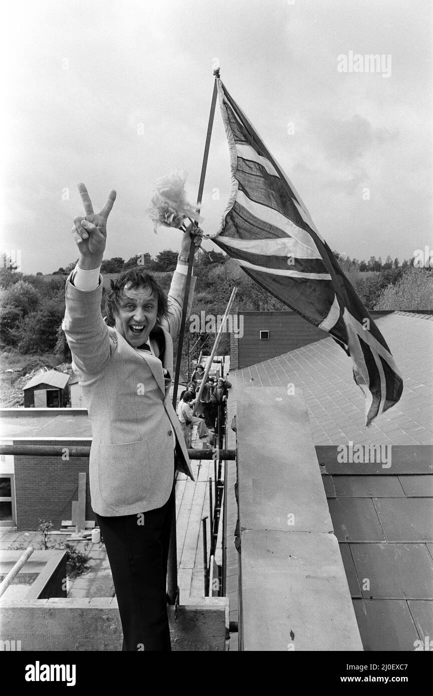 Ken Dodd à l'hôpital Clatterbridge, Birkenhead. 23rd mai 1979. Banque D'Images