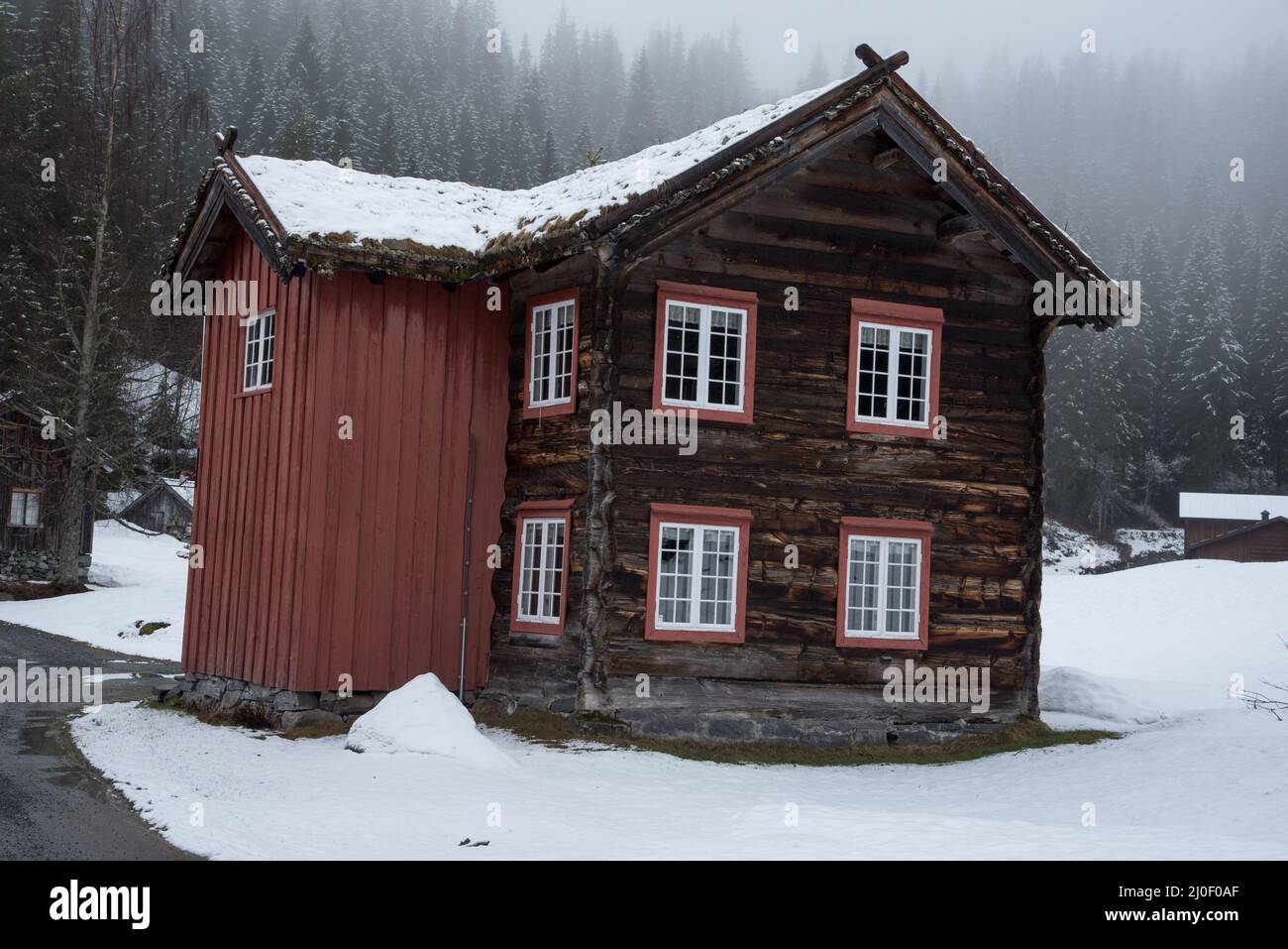 Le musée Vest-Telemark expose d'anciennes fermes de Telemark en Norvège. Banque D'Images