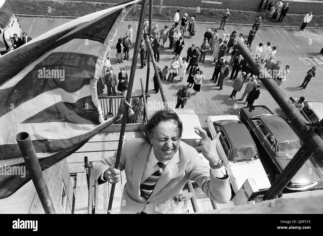 Ken Dodd à l'hôpital Clatterbridge, Birkenhead. 23rd mai 1979. Banque D'Images