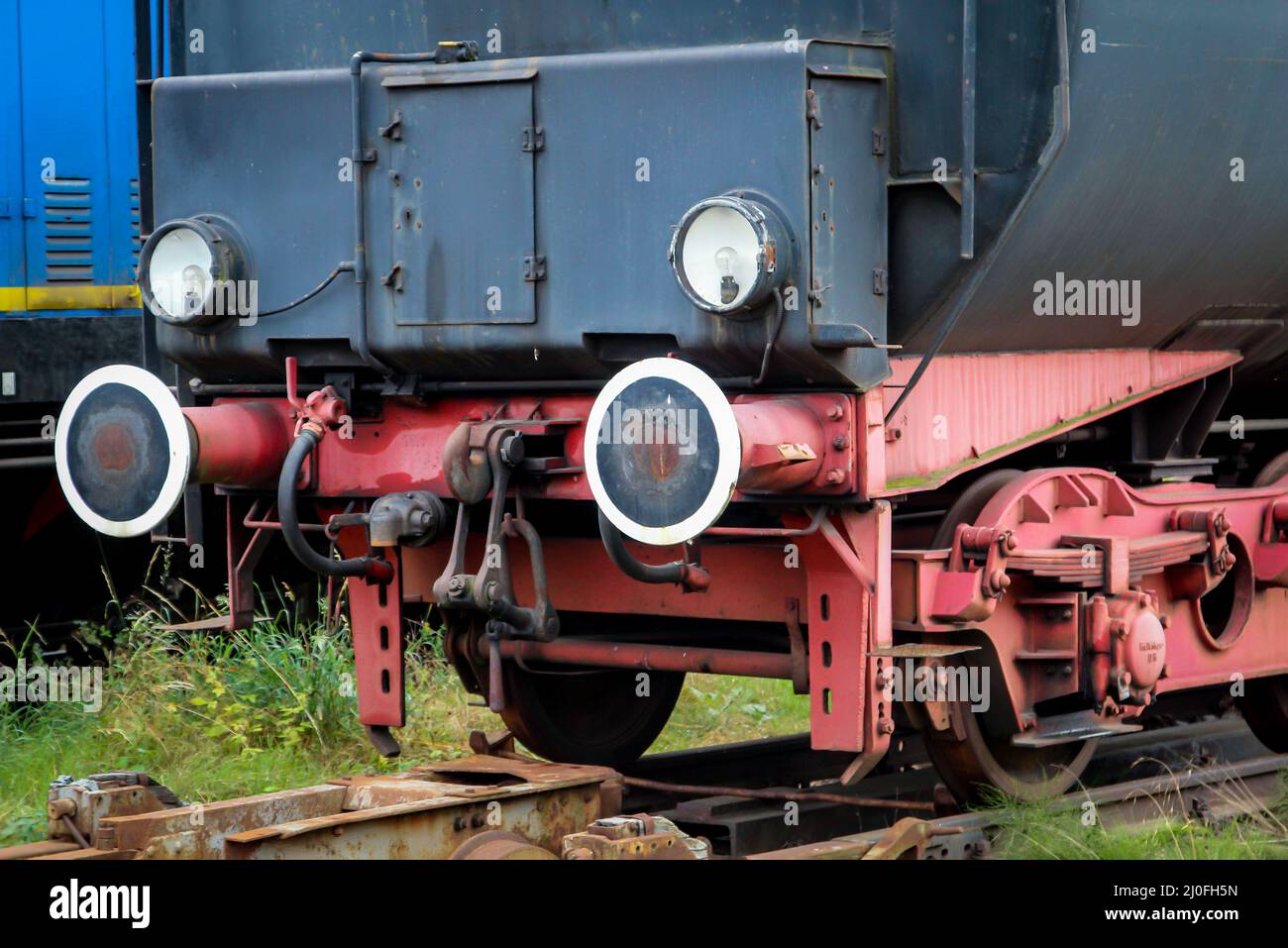 Détails d'une locomotive à vapeur d'une époque où le charbon était encore utilisé pour le tir. Banque D'Images