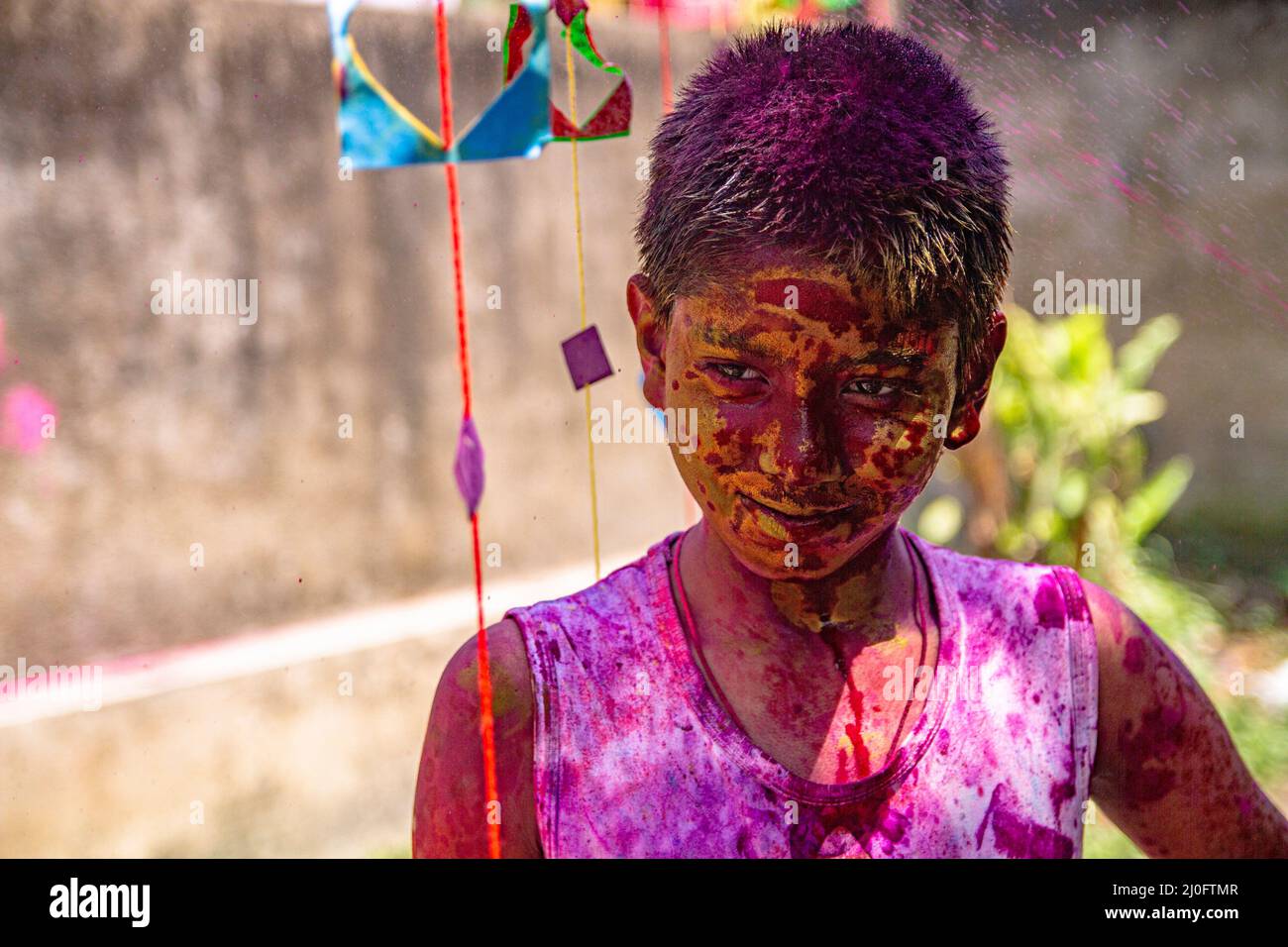 Kolkata, Bengale occidental, Inde. 17th mars 2022. Célébration de Holi le festival des couleurs. (Credit image: © Sudip Chanda/Pacific Press via ZUMA Press Wire) Banque D'Images