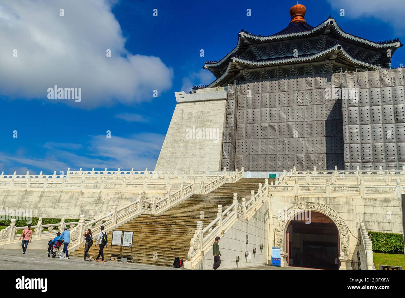 Le National Chiang Kai-shek Memorial Hall est un monument national, un monument et une attraction touristique érigés à la mémoire de Chiang K Banque D'Images