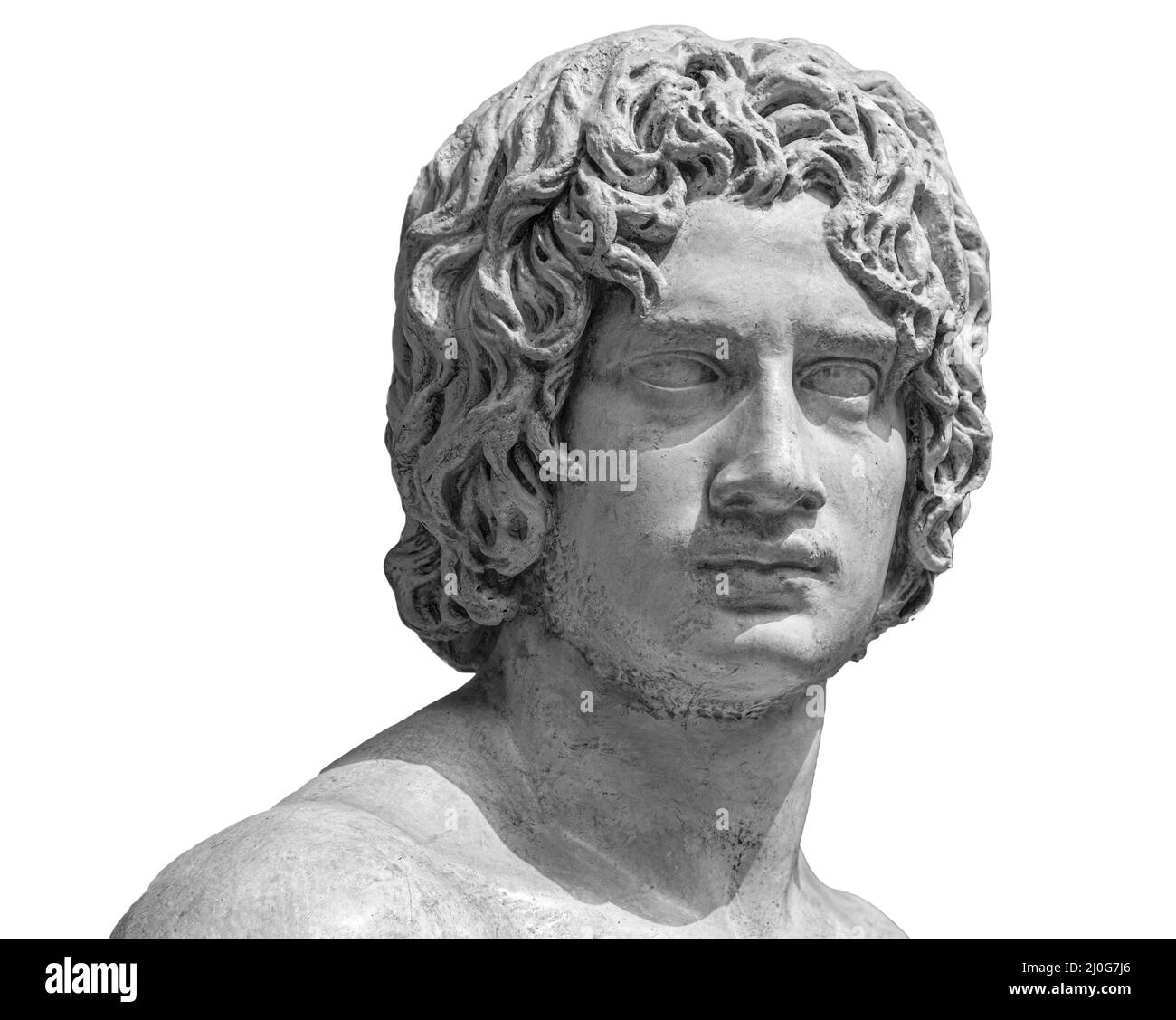 Détail tête de la sculpture de l'homme antique. Face en pierre isolée sur fond blanc. Statue en marbre antique de caractère mythique Banque D'Images