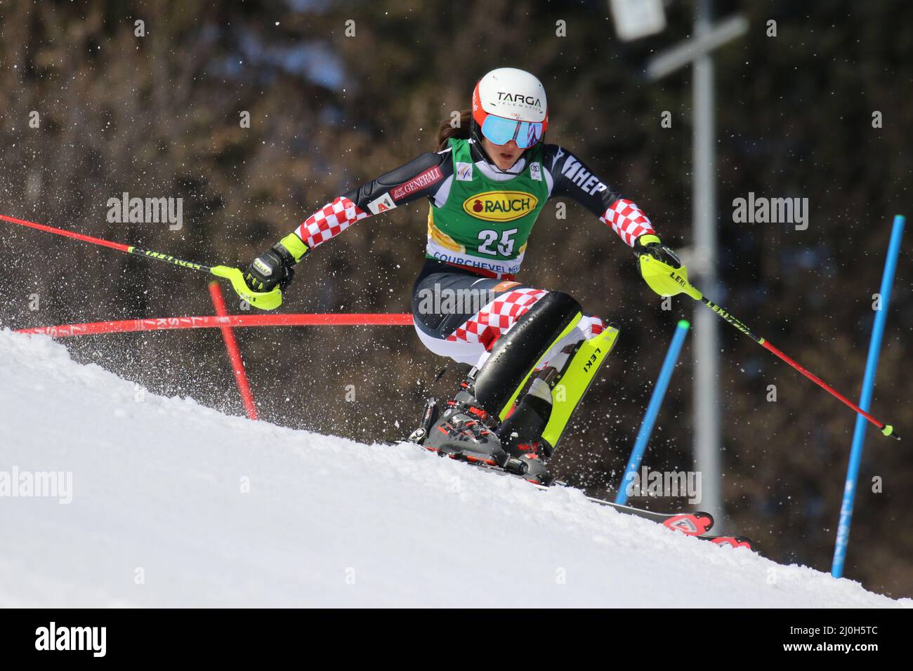 Méribel, France. 19th mars 2022. Finale de la coupe du monde de ski alpin. Slalom pour femme. Zrinka Ljutic (CRO) Credit: Action plus Sports/Alamy Live News Banque D'Images