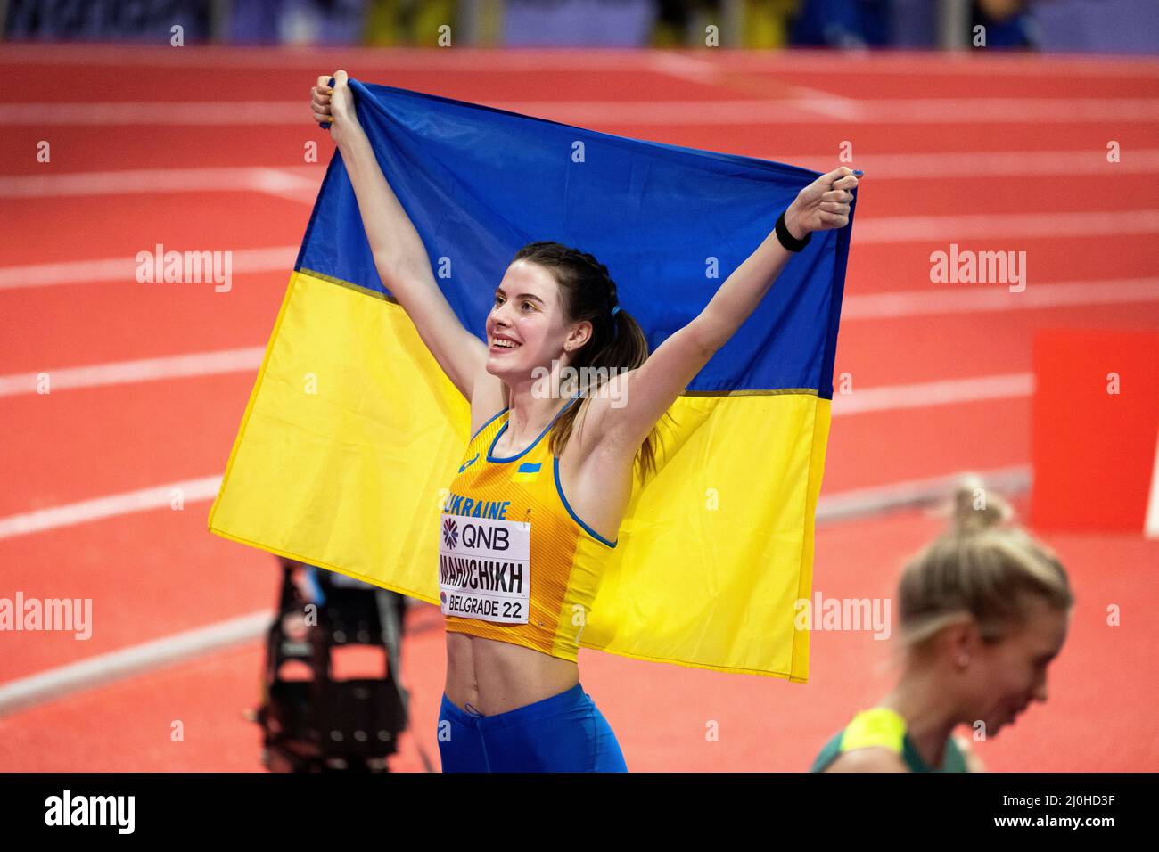 BELGRADE 20220319 Yaroslava Mahuchikh d'Ukraine célèbre après avoir remporté la finale de saut en hauteur des femmes aux Championnats du monde d'athlétisme en salle à Belgrade, Serbie, 19 mars 2022. Photo: Jessica Gow / TT Kod 10070 Banque D'Images