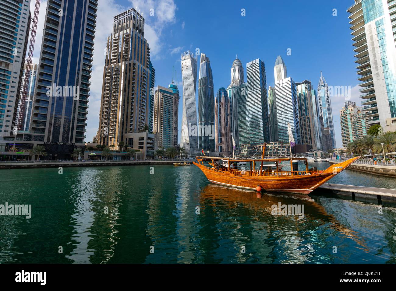 Gratte-ciels de luxe moderne de Dubai Marina, Émirats arabes Unis. Moyen-Orient. Banque D'Images