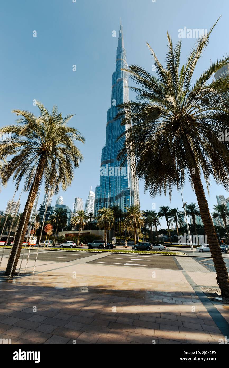 Burj Khalifa la plus grande structure jamais construite, à 828 m (2 717 pi). Dubaï, Émirats arabes Unis. Moyen-Orient. Banque D'Images