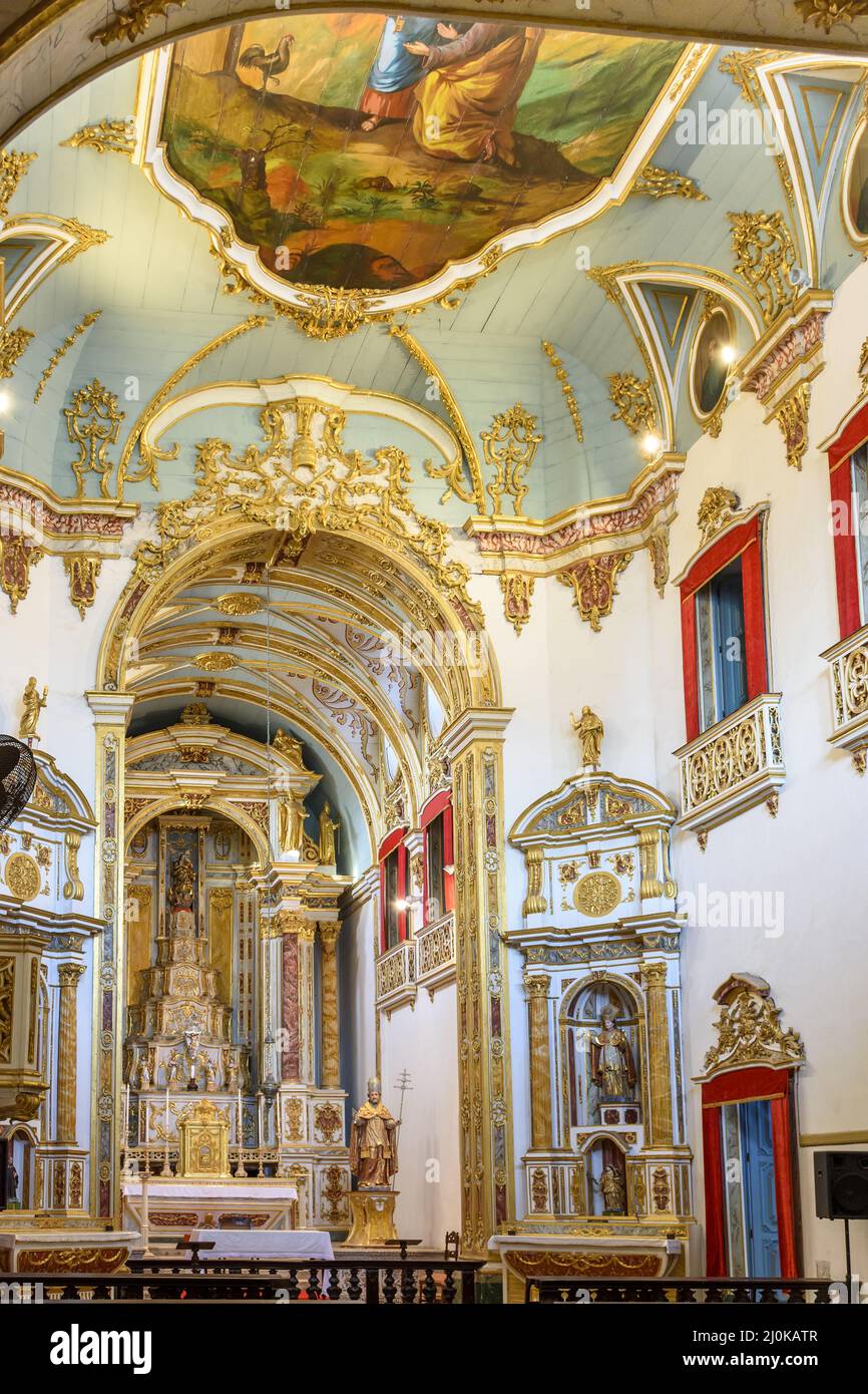 Église de Sao Pedro dos Clerigos créée au 18th siècle avec son style néoclassique à Pelourinho Banque D'Images Église de Sao Pedro dos Clerigos créée au 18th siècle avec son style néoclassique à Pelourinho Banque D'Images