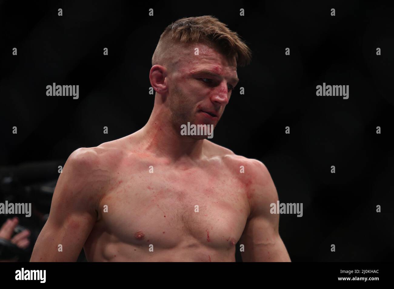 LONDRES, ROYAUME-UNI. 19th MARS Dan Hooker coupe une figure défaite après sa défaite à Arnold Allen pendant la nuit de combat 204 de l'UFC à l'arène O2, Greenwich, le samedi 19th mars 2022. (Crédit : Kieran Riley | INFORMATIONS MI) crédit : INFORMATIONS MI et sport /Actualités Alay Live Banque D'Images