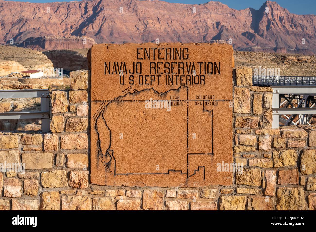 Une route d'entrée en direction du parc national du Grand Canyon, en Arizona Banque D'Images