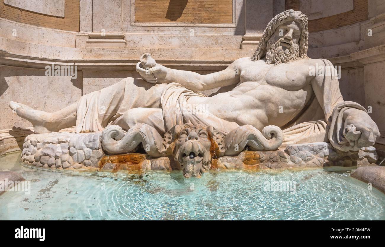 Célèbre sculpture grecque d'Ocean god, nommée Marforio, située à Rome, Italie. Mythologie classique dans l'art Banque D'Images