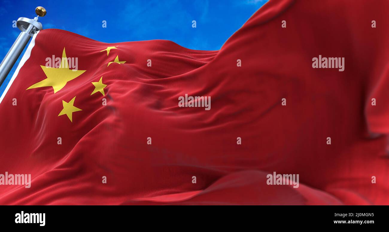 Le drapeau national de la Chine volant dans le vent Banque D'Images