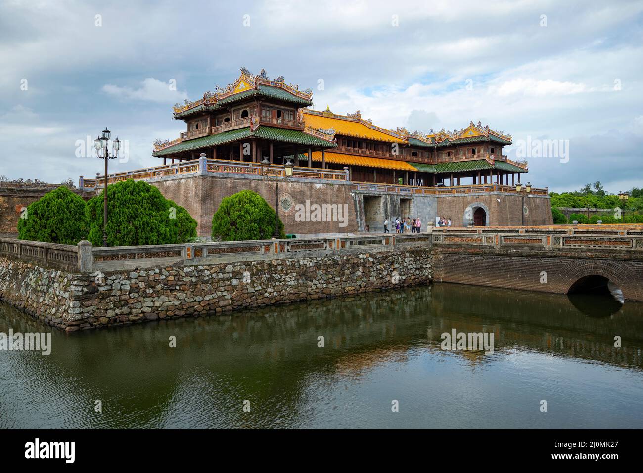 HUE, VIETNAM - 15 DÉCEMBRE 2015 : porte impériale. La Cité violette interdite. Hue, Vietnam Banque D'Images