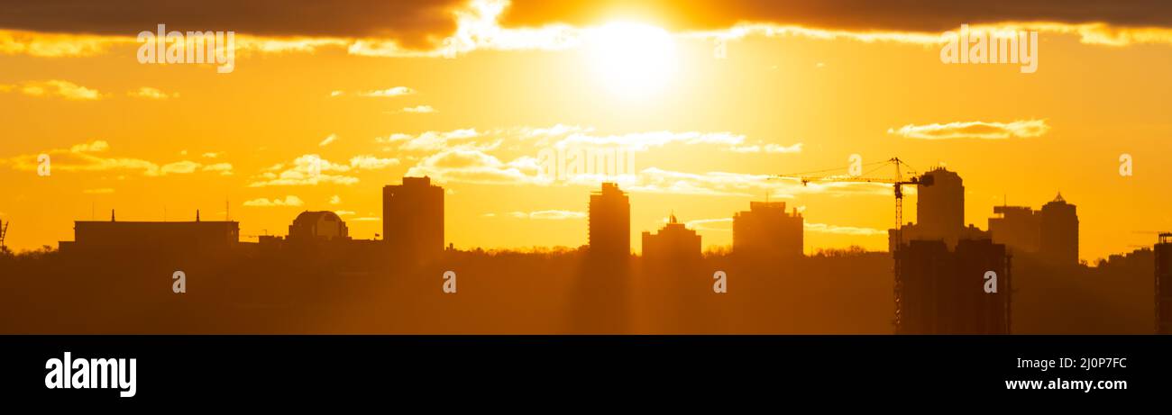 Coucher de soleil panoramique en ville Banque D'Images