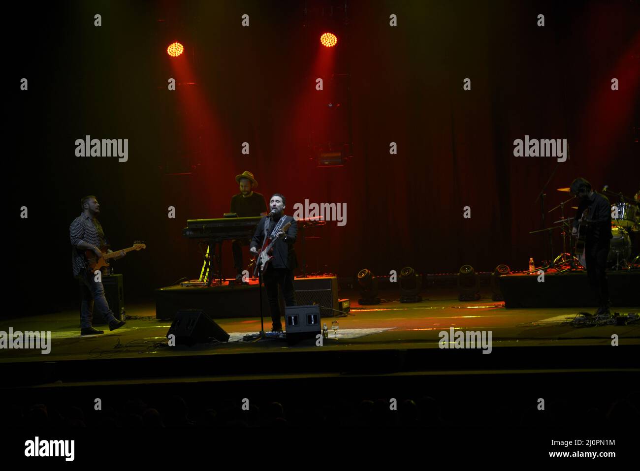 20 mars 2022, Padoue, Italie : Tiromancino, le groupe de Federico Zampaglione, revient dans les théâtres italiens les plus importants pour donner au public un spectacle unique et passionnant construit autour de la longue liste de succès qui ont marqué la trente ans de carrière de l'auteur-compositeur-interprète romain à laquelle seront les dernières chansons inédites publiées dans le nouvel album ajouté. (Credit image: © Mariano Montella/Pacific Press via ZUMA Press Wire) Banque D'Images