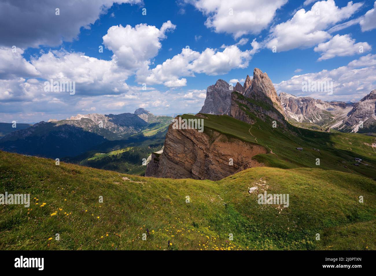 Vues de Seceda sur les montagnes Odle. Banque D'Images