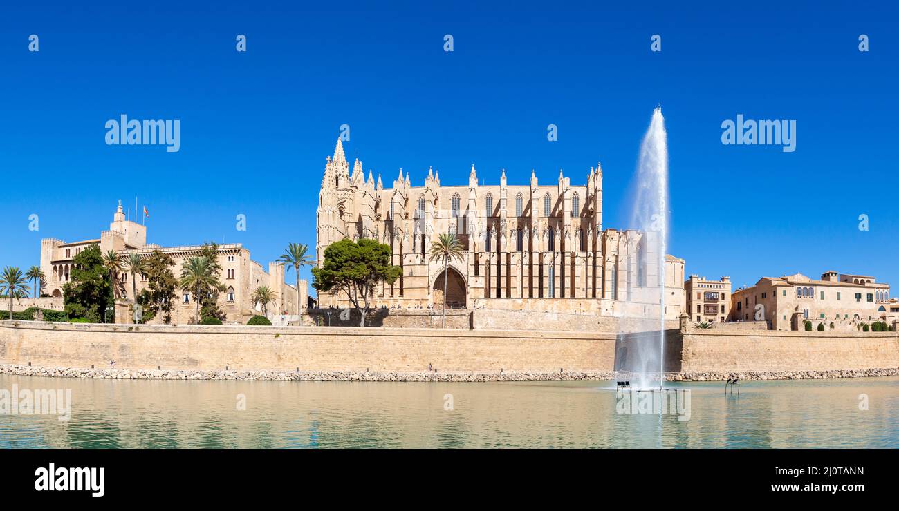 Cathédrale Catedral de Palma de Mallorca la Seu église architecture vacances voyage panorama en Espagne Banque D'Images