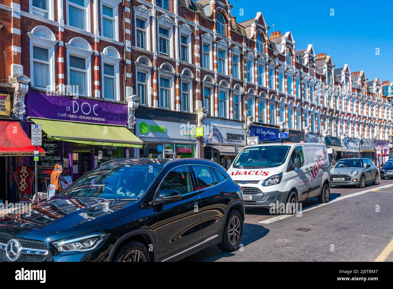 LONDRES, Royaume-Uni - 19 MARS 2022 : Muswell Hill est un quartier de banlieue de l'arrondissement de Londres de Haringey. Banque D'Images