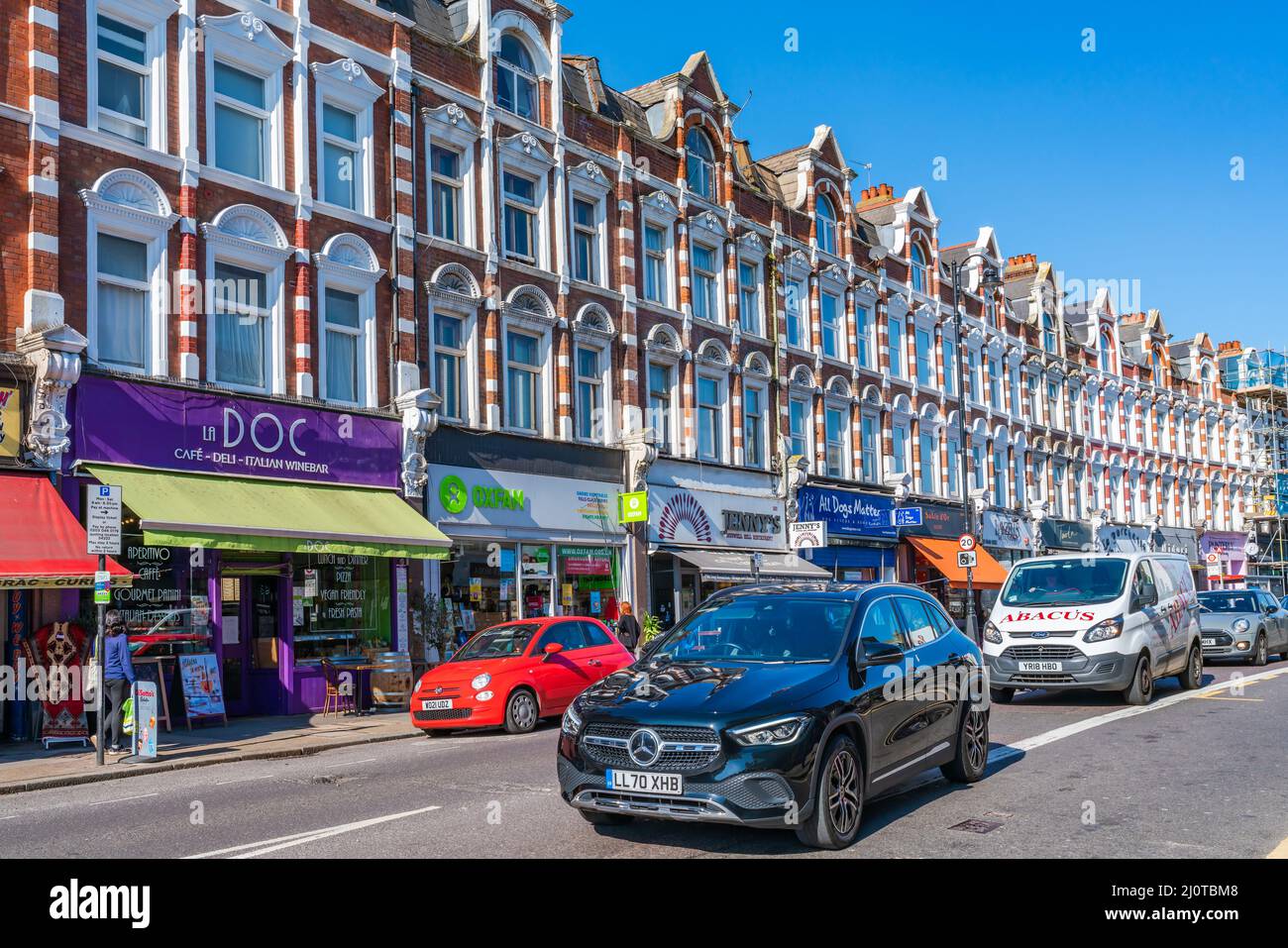 LONDRES, Royaume-Uni - 19 MARS 2022 : Muswell Hill est un quartier de banlieue de l'arrondissement de Londres de Haringey. Banque D'Images