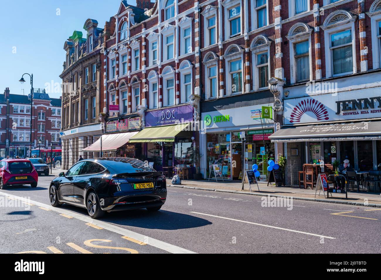 LONDRES, Royaume-Uni - 19 MARS 2022 : Muswell Hill est un quartier de banlieue de l'arrondissement de Londres de Haringey. Banque D'Images