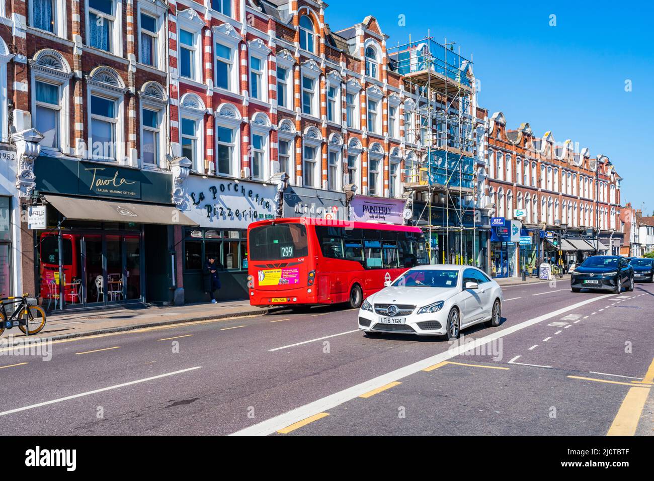 LONDRES, Royaume-Uni - 19 MARS 2022 : Muswell Hill est un quartier de banlieue de l'arrondissement de Londres de Haringey. Banque D'Images