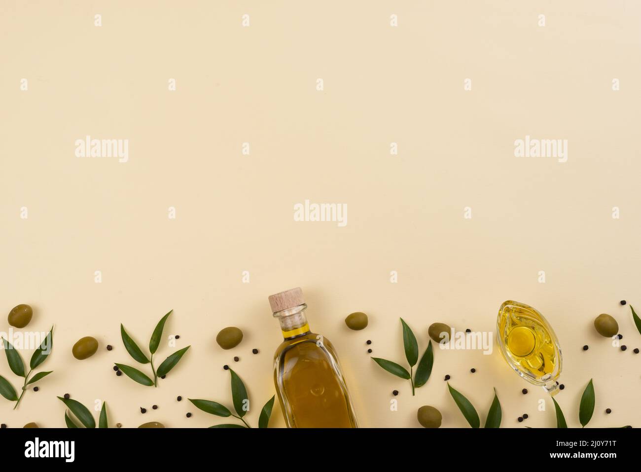 Fond rose huile d'olive. Photo de haute qualité Banque D'Images