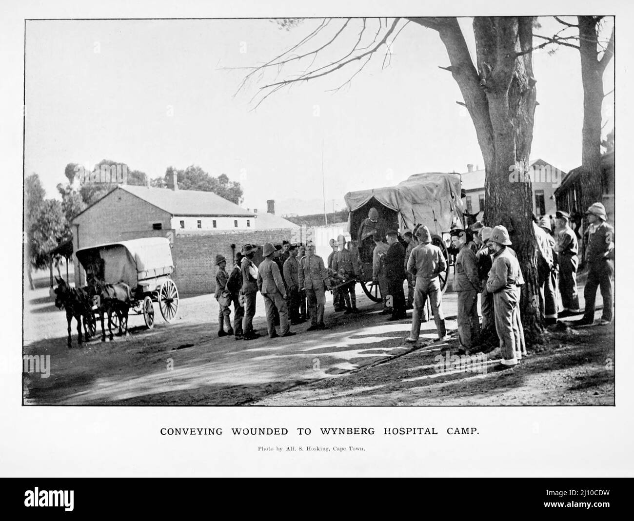 Transmettre des blessés au camp de l'hôpital de Wynberg dans le livre « l'Afrique du Sud et la guerre transvaale » de Louis Creswicke, éditeur; Édimbourg : T. C. & E. C. Jack 1900 Banque D'Images
