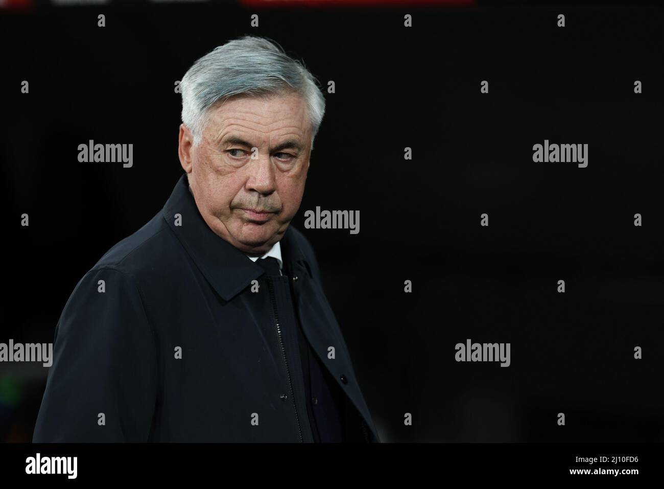 Carlo Ancelotti, entraîneur du Real Madrid pendant le championnat d'Espagne la Liga football match entre Real Madrid et FC Barcelone le 20 mars 2022 au stade Santiago Bernabeu à Madrid, Espagne - photo: Oscar Barroso/DPPI/LiveMedia Banque D'Images