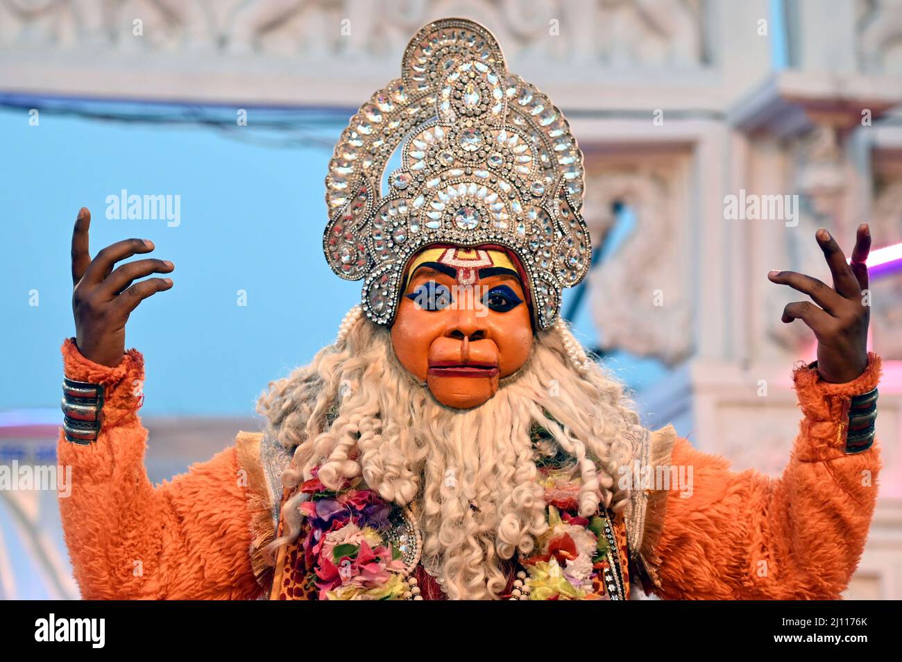 Bikaner, Rajasthan, Inde. 20th mars 2022. Un artiste folklorique se produit dans la communauté Agarwal de Holi Sneh Milan, dans le jardin du mariage Riddhi Siddhi, Rani Bazar. (Credit image: © Dinesh Gupta/Pacific Press via ZUMA Press Wire) Banque D'Images