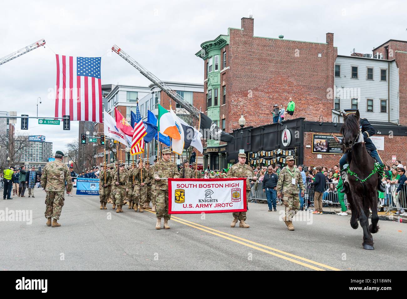 Le 20 mars 2022, South Boston St. Patrick's Day Parade, produit par le South Boston Allied War Veterans Council Banque D'Images