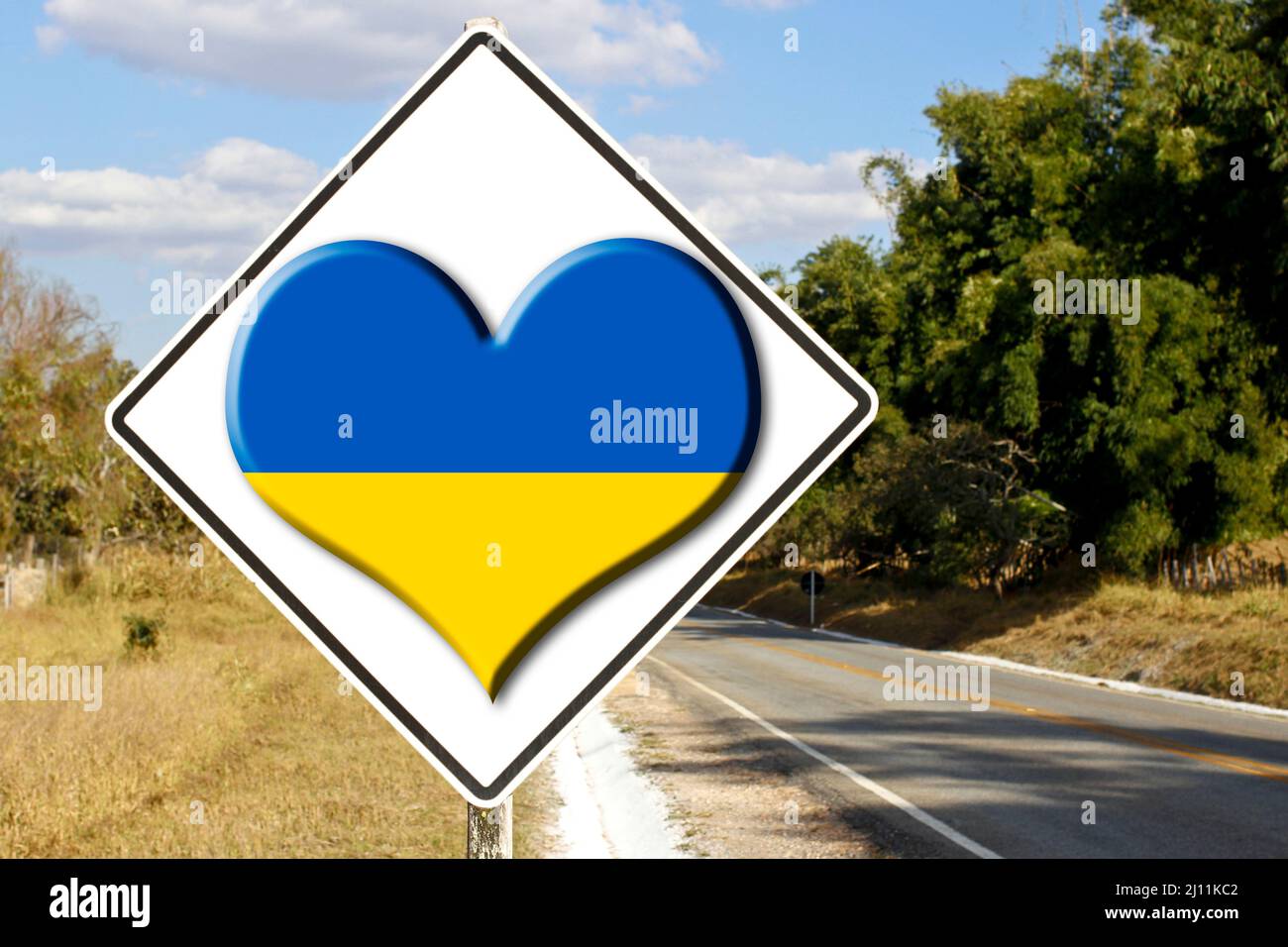 panneau de signalisation avec coeur et couleurs de l'ukraine - bleu et jaune couleurs disposées horizontalement Banque D'Images
