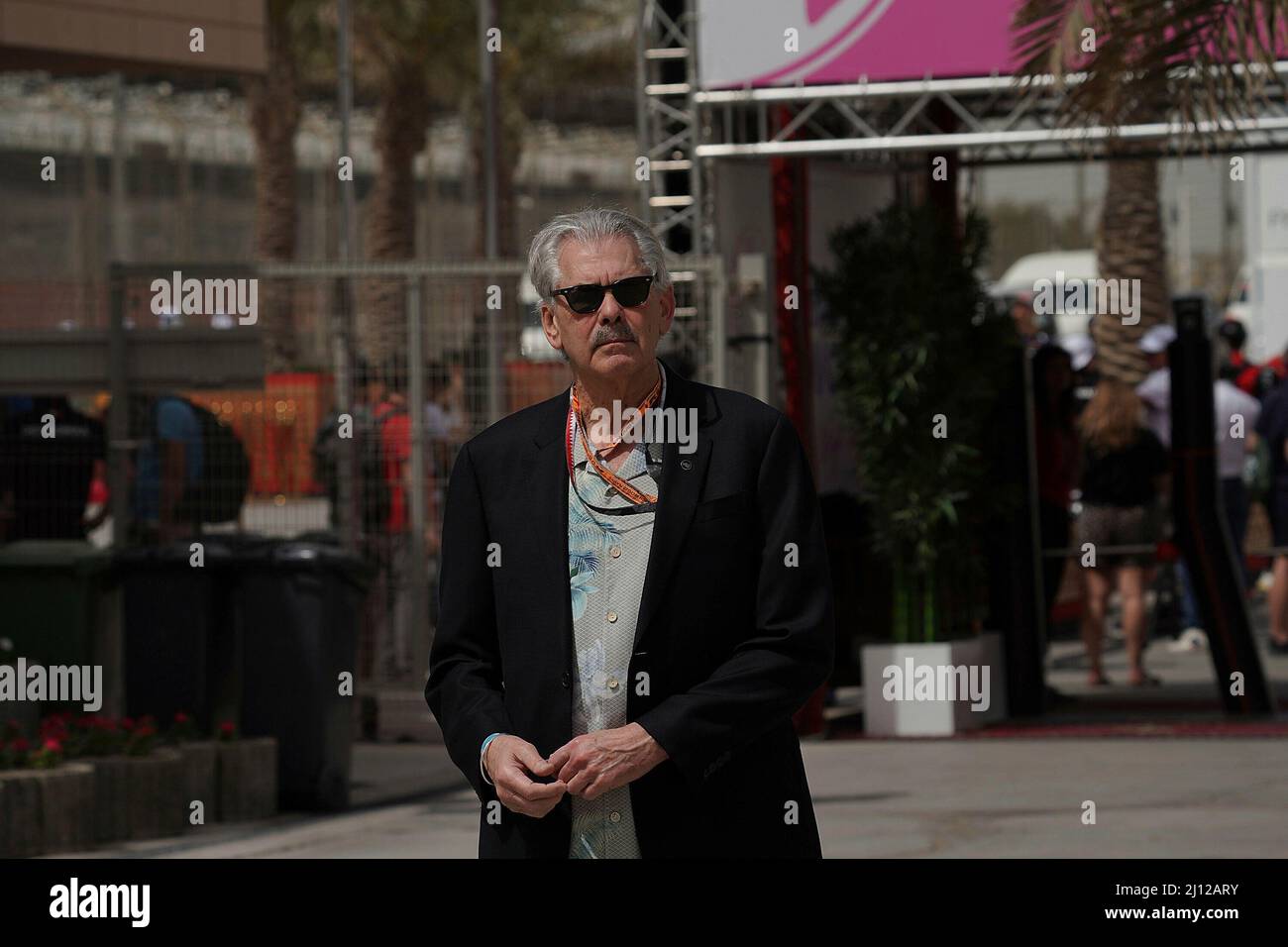 Le 20th mars 2022, circuit international de Bahreïn, Sakhir, Formule 1 Gulf Air Bahreïn Grand Prix 2022, en photo est l'ancien concepteur de voitures de course de Formule 1 Gordon Murray. Banque D'Images