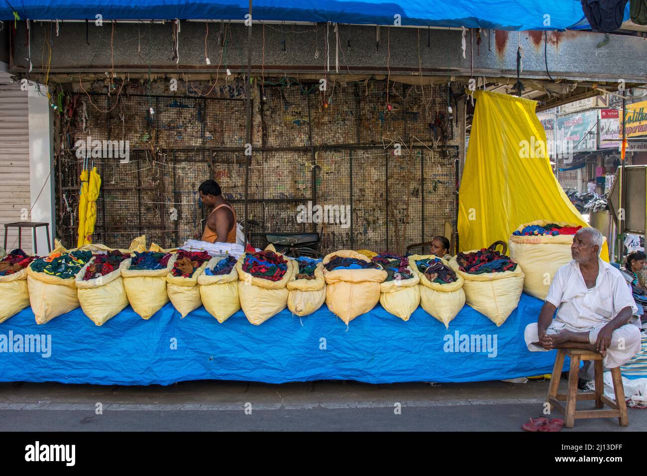 Pondichéry Food Market, Pondichéry, aujourd'hui connu sous le nom de Puducherry, est la capitale et la ville la plus peuplée du territoire de l'Union de Puducherry en Inde. Banque D'Images