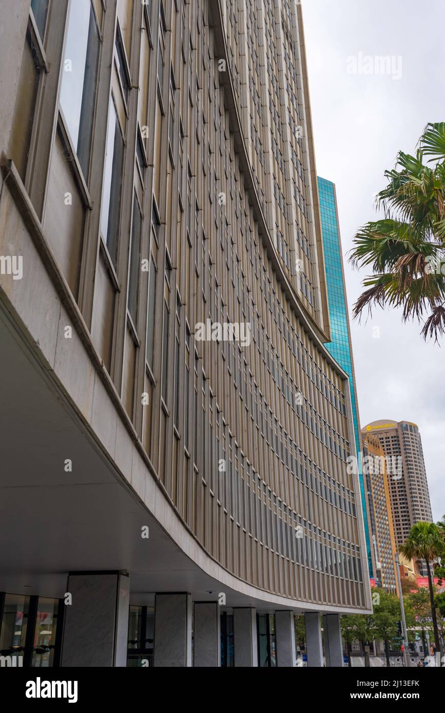 Achevée en 1962, l'ampli en forme de croissant tour a été le premier gratte-ciel de Sydney et à une hauteur de 117m a été pendant un certain temps le plus grand bâtiment en Australie Banque D'Images