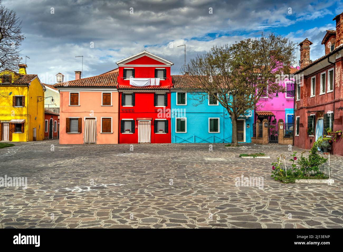 Maisons peintes en couleurs, Burano, Venise, Vénétie, Italie Banque D'Images