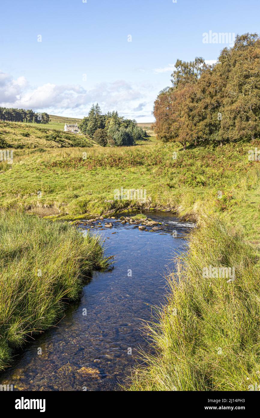 La vallée de Conglass Water à Blairnamarrow près de Tomintoul, Moray, Écosse Royaume-Uni. Banque D'Images