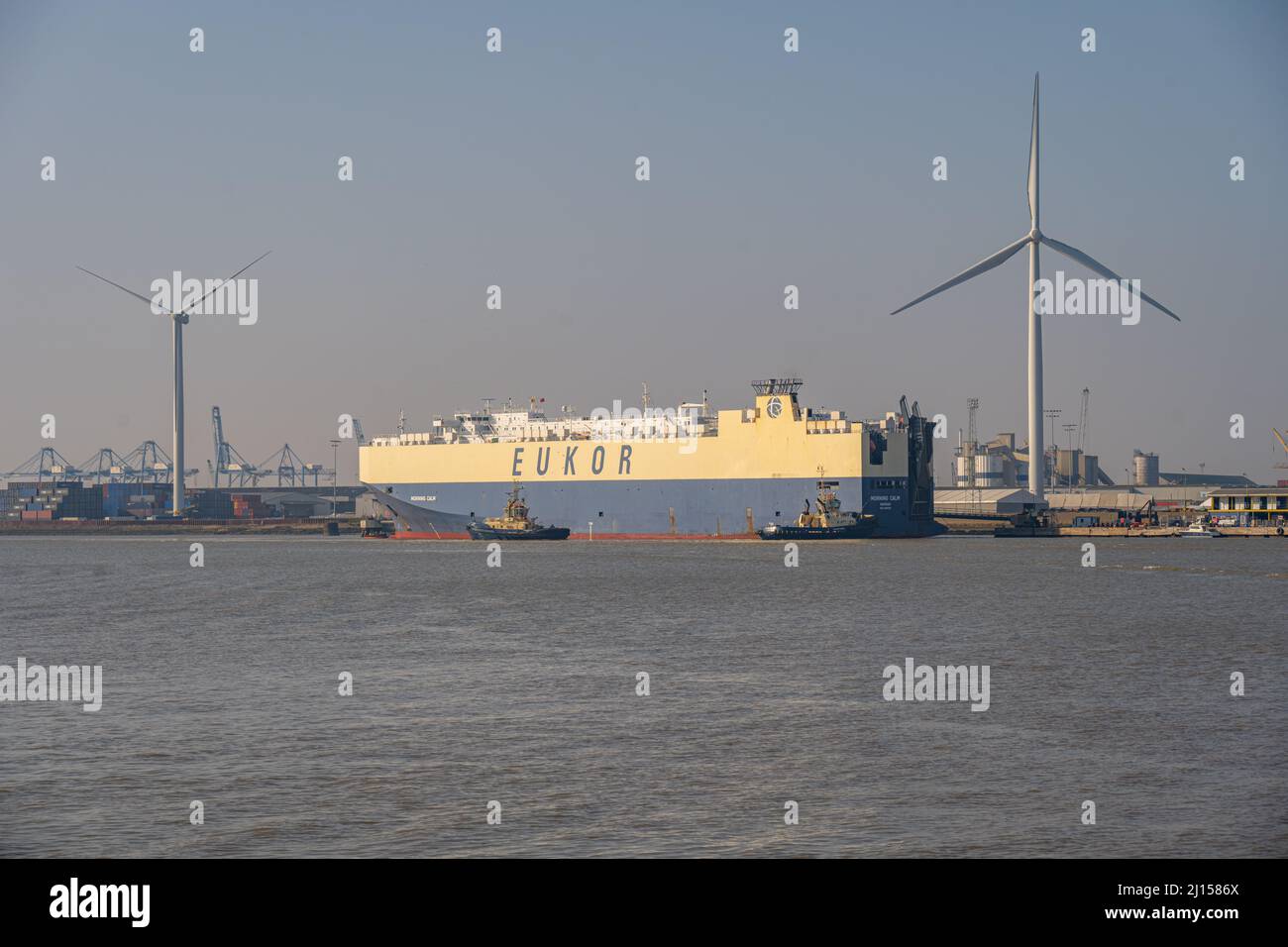 Le transporteur de voitures se targuent de descendre des quais de Tilbury dans l'Essex. Banque D'Images